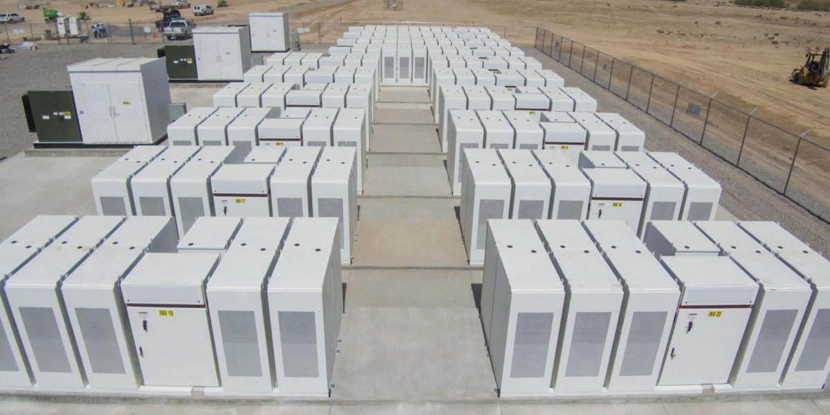 USA: Компания PG&E будет строить накопители на Li-Ion от Tesla, NorthWestern делает ставку на газ - 1