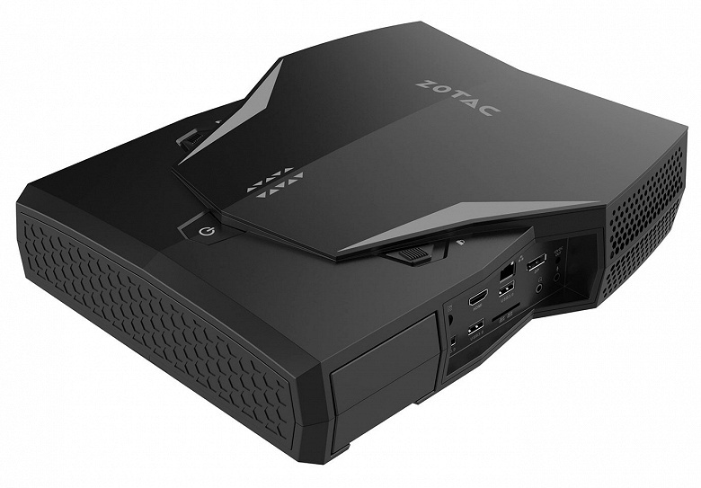 Основой ранцевого компьютера Zotac VR Go 3.0 служат процессор Intel Core i7-9750H и видеокарта Nvidia GeForce RTX 2070