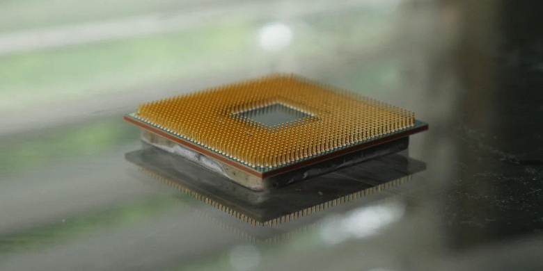 В процессорах Intel обнаружена уязвимость, получившая название CrossTalk