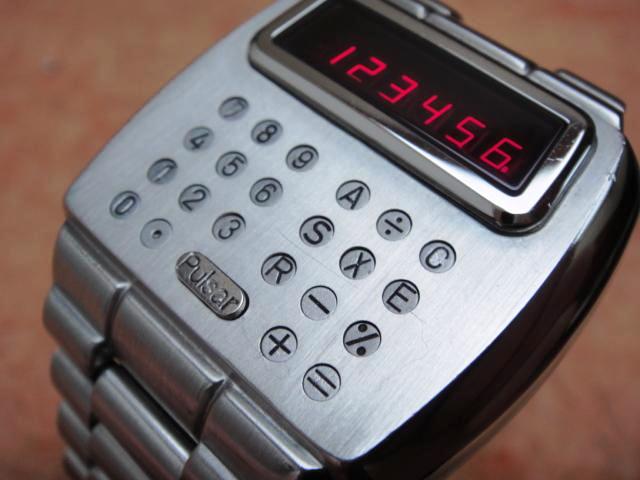 Электронные часы 1975 года «Calculator» от Pulsar - 1
