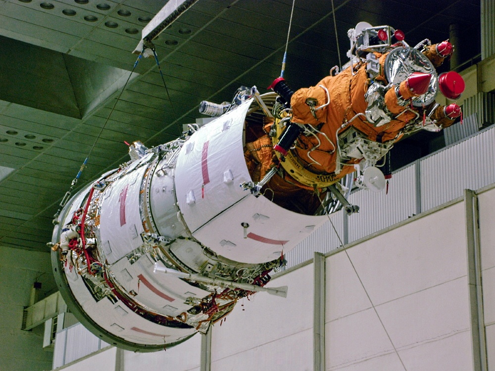 Орбитальные папарацци Роскосмоса - 2