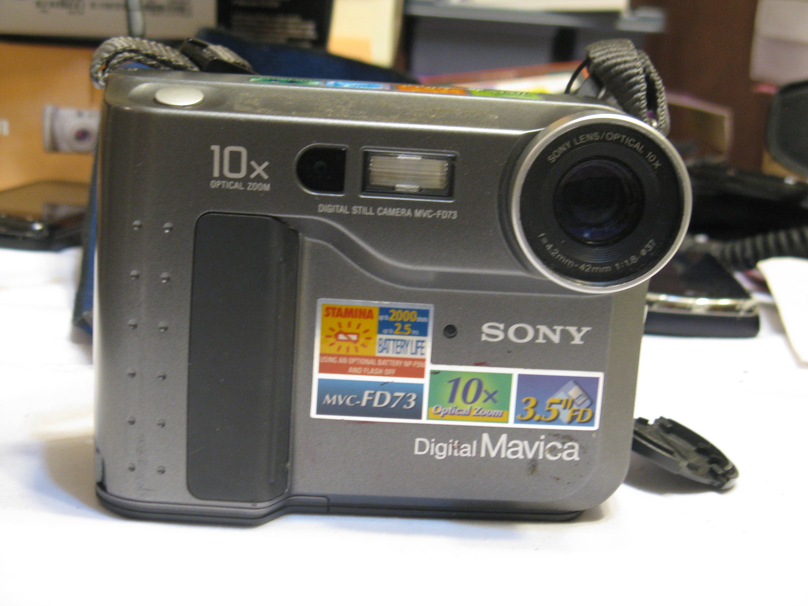 Цифровая камера с дискетой: обозреваем Sony Mavica MVC-FD73 - 2
