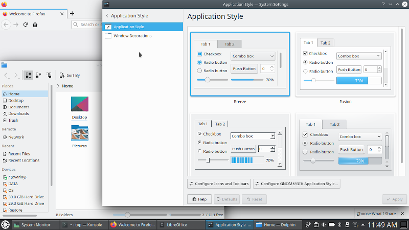 Рабочий стол KDE с несколькими открытыми окнами