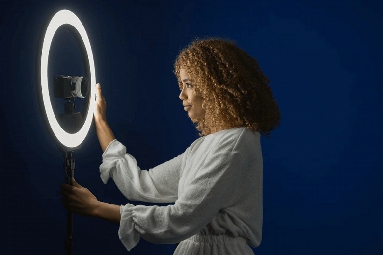 Светильник Elgato Ring Light позволяет создать «домашнюю студию профессионального уровня»