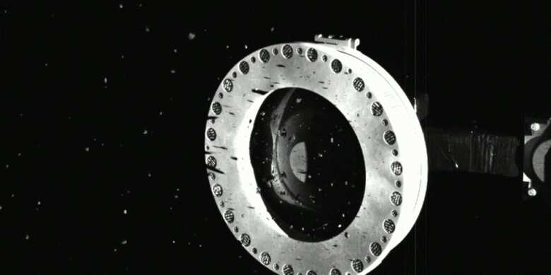 Зонд OSIRIS-REx теряет образцы грунта астероида Бенну, но это не страшно