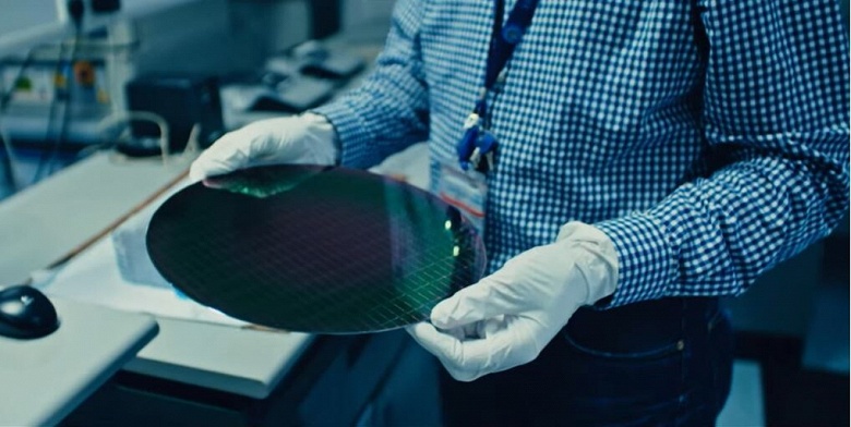 Intel заверяет, что с 10-нанометровым производством все хорошо