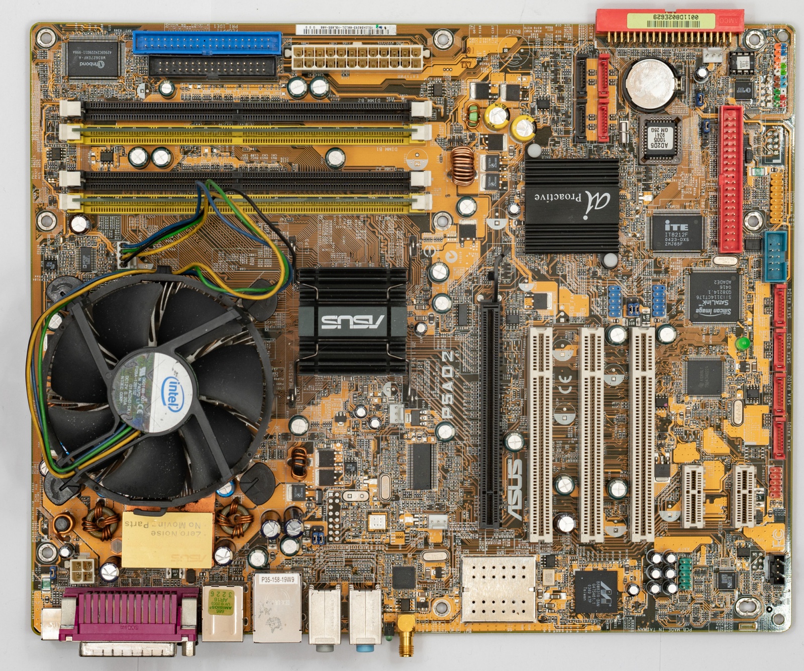 Новогодний ретрокомпьютер на базе Pentium 4 - 2