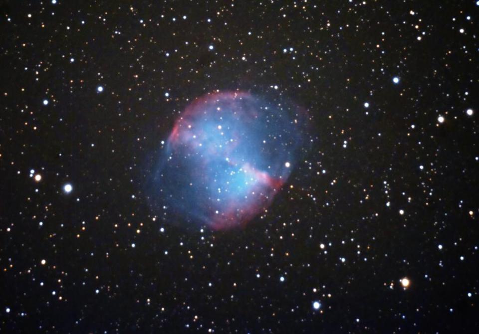 Умирающая звезда гаснет на глазах у телескопа Хаббл - 7
