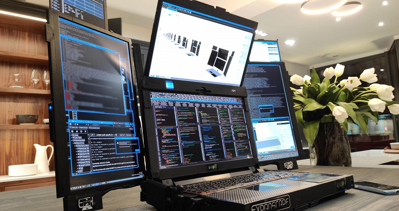 Компания Expanscape обновила конфигурацию «ноутбука» с семью экранами 