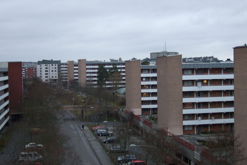 Панорама Tensta - наш дом справа на переднем плане