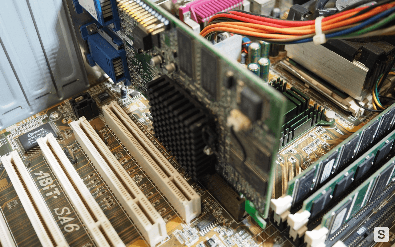 Конец «Золотого Века». История процессоров поколения Intel Pentium III. Часть 1 - 11