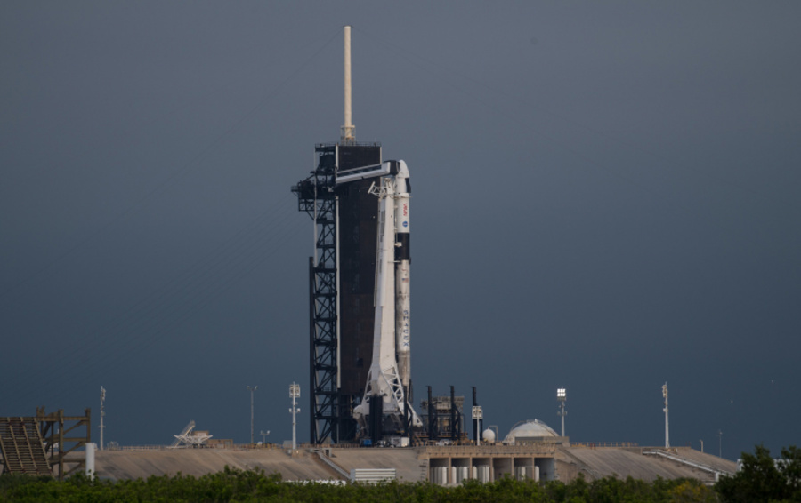Миссия выполнима: SpaceX запустила Falcon 9 с восстановленными первой ступенью и Crew Dragon - 1