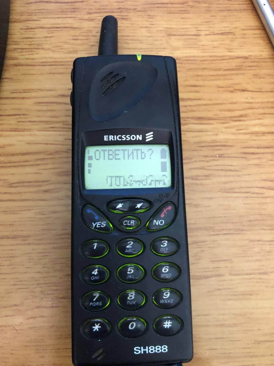 Привет из 1998 года: мобильный телефон Ericsson SH888 - 12