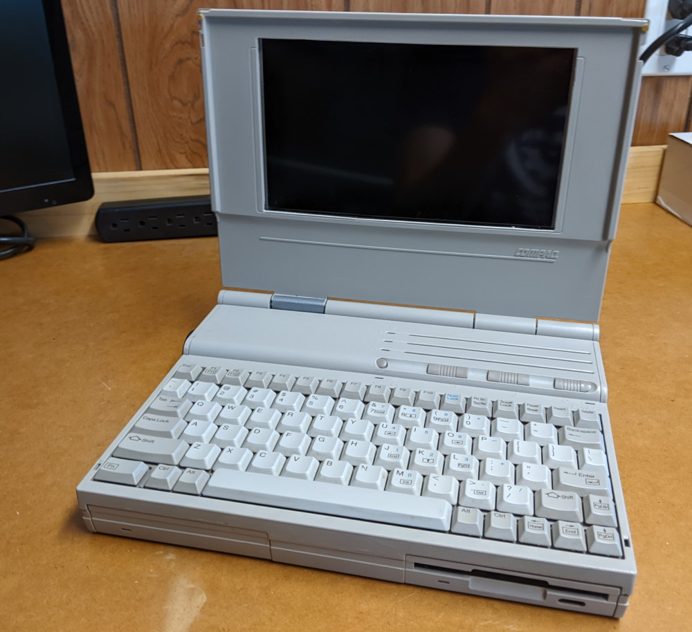 Бесподобный ретро ноутбук - 1