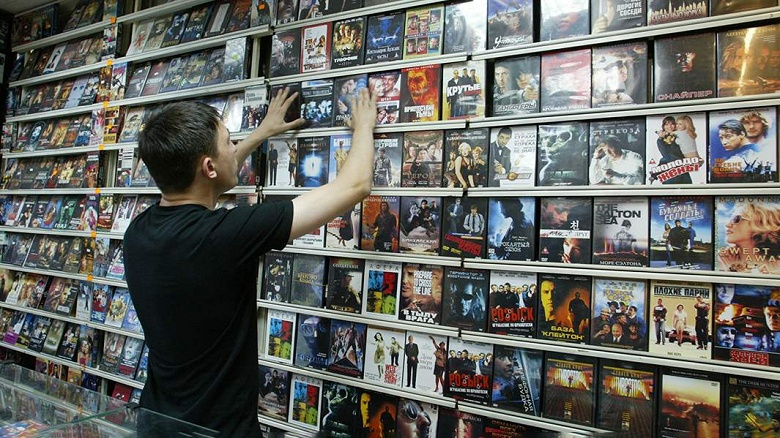Вперед, в прошлое. В России взлетели продажи Blu-ray плееров, DVD и Blu-ray дисков