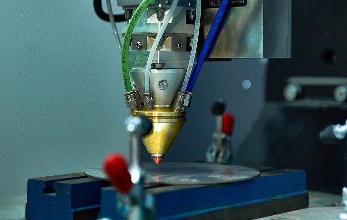 В Москве наладили выпуск лазерных станков для прецизионной обработки печатных плат
