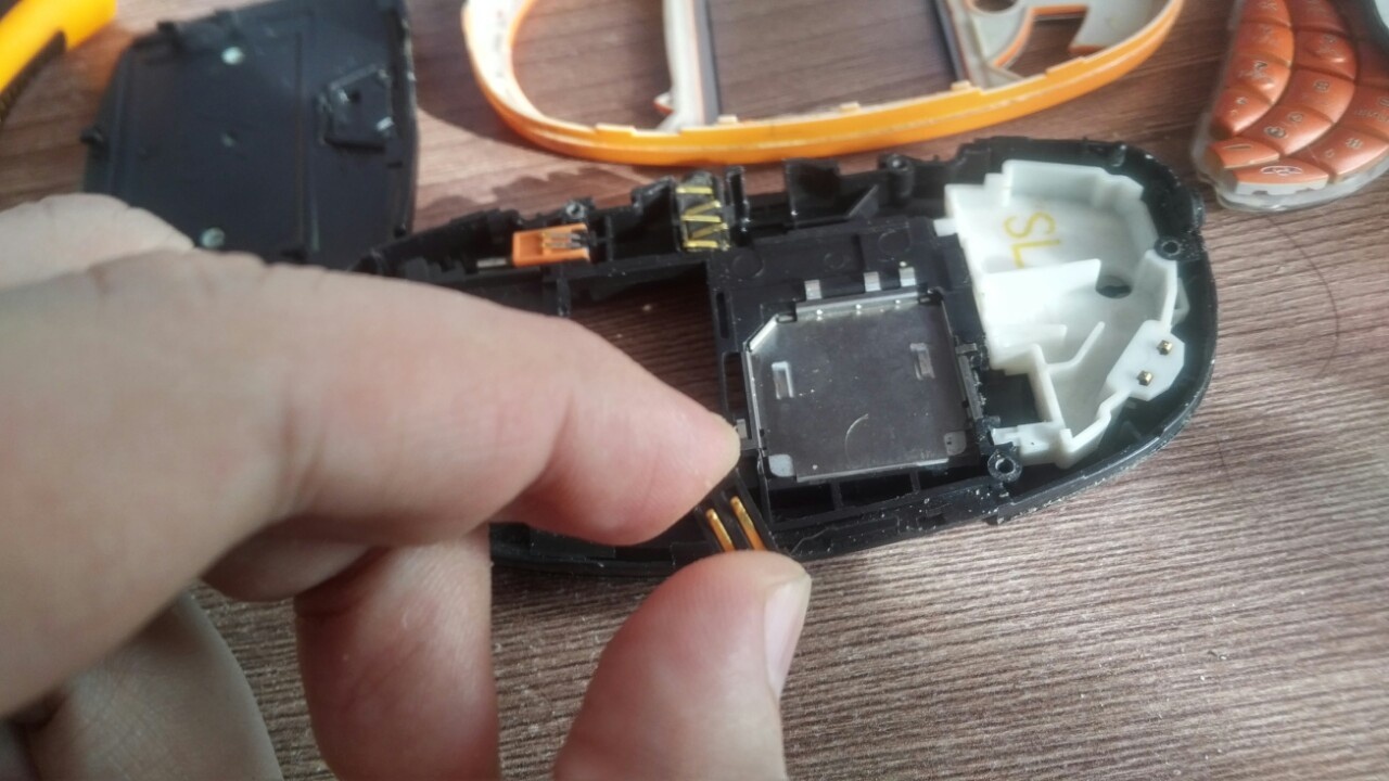 Игровая легенда из нулевых: каким был Nokia N-Gage QD? Обзор, аппаратный ремонт и программирование под Symbian - 15 image