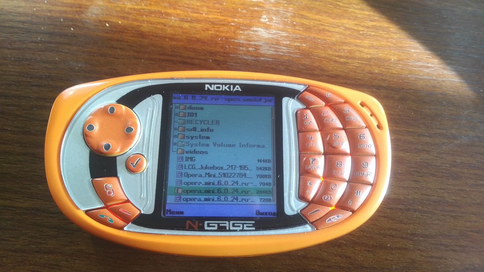 Игровая легенда из нулевых: каким был Nokia N-Gage QD? Обзор, аппаратный ремонт и программирование под Symbian - 27 image