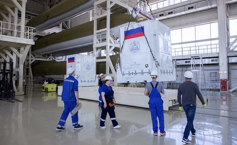 Два первых спутника &laquo;Ионосфера-М&raquo; привезли на Восточный