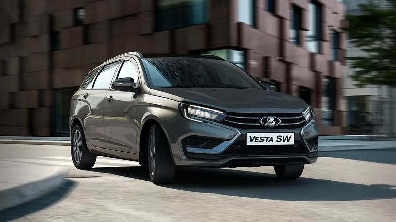 Продажи Lada Vesta Cross взлетели втрое. Названы пять самых популярных моделей &laquo;АвтоВАЗа&raquo;, по данным &laquo;Авито Авто