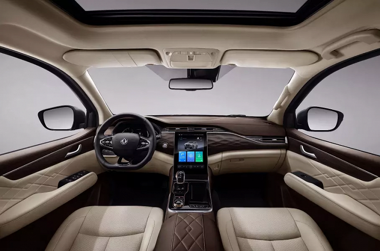 Платформа Nissan, мотор Mitsubishi, рама, полный привод и полноценный &laquo;автомат&raquo; ZF. В Белоруссии выходит новая версия Oting &laquo;Паладин&raquo;