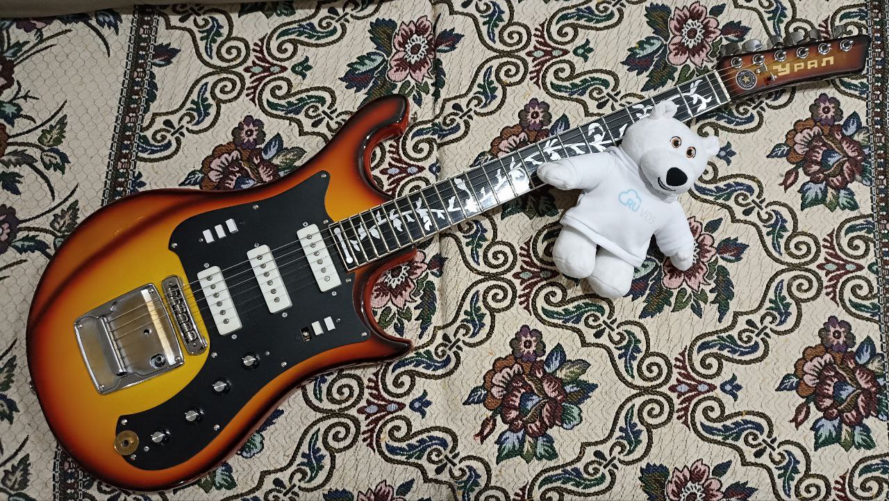 Прокачанная, играбельная, легендарная электрогитара Урал - 2
