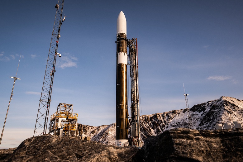 Не Илоном Маском единым. Ракета-носитель Spectrum готова к старту, который перенесли из-за погоды