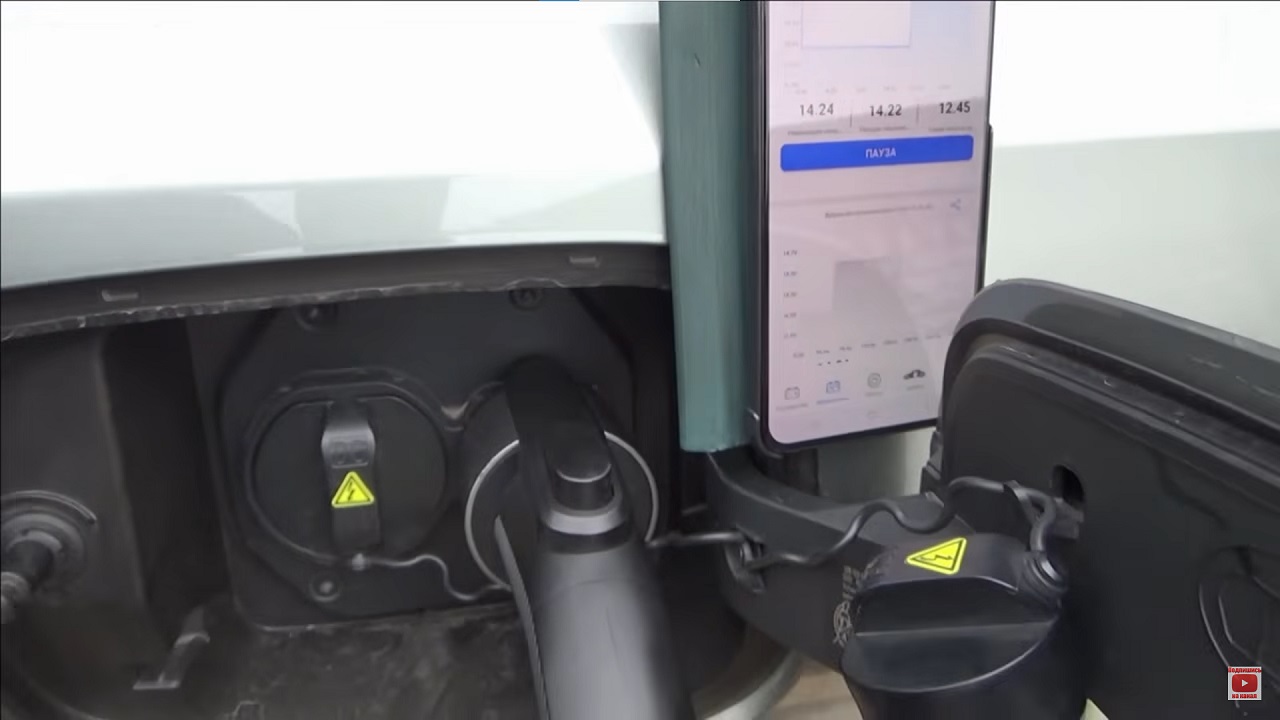 Как зарядить AGM-аккумулятор без снятия с автомобиля - 26