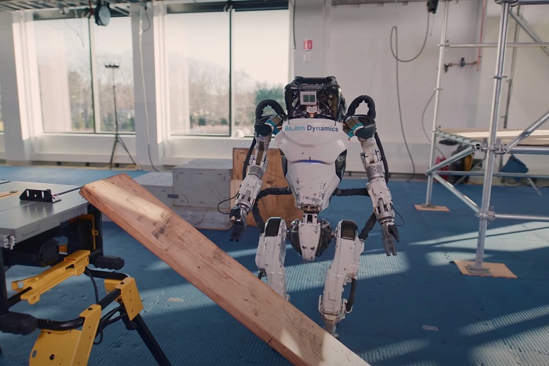 Hyundai закупила десятки тысяч роботов-гуманоидов, которые будут собирать машины