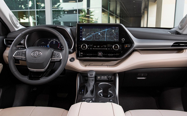 В Россию едет особый Toyota Highlander &mdash; Highlander 25th Edition