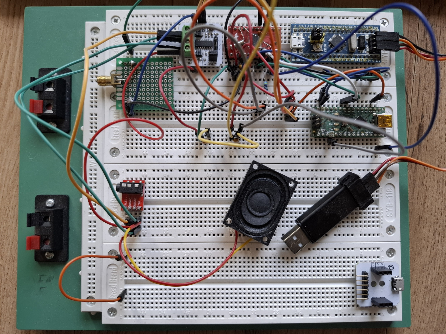Рис. Макет для работы с si4735.