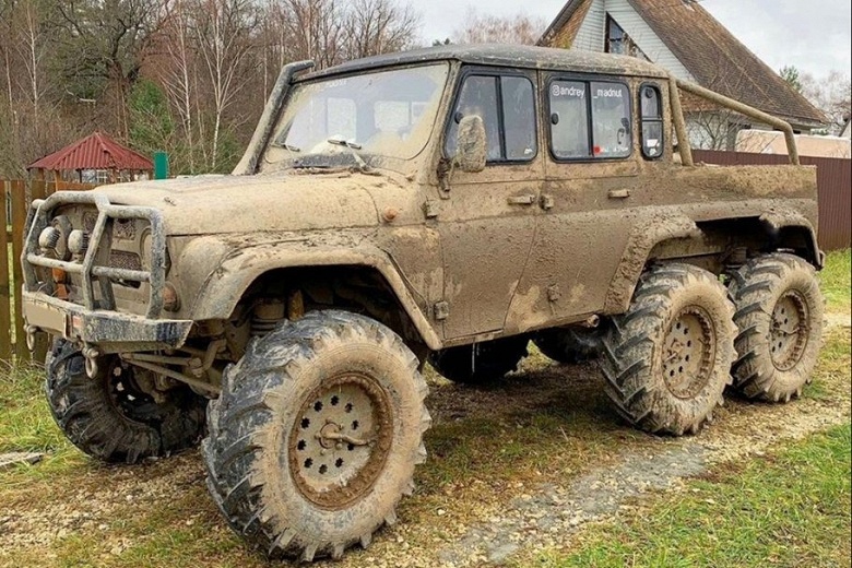 Единственный в мире УАЗ 6х6 с двигателем и коробкой от Toyota Land Cruiser