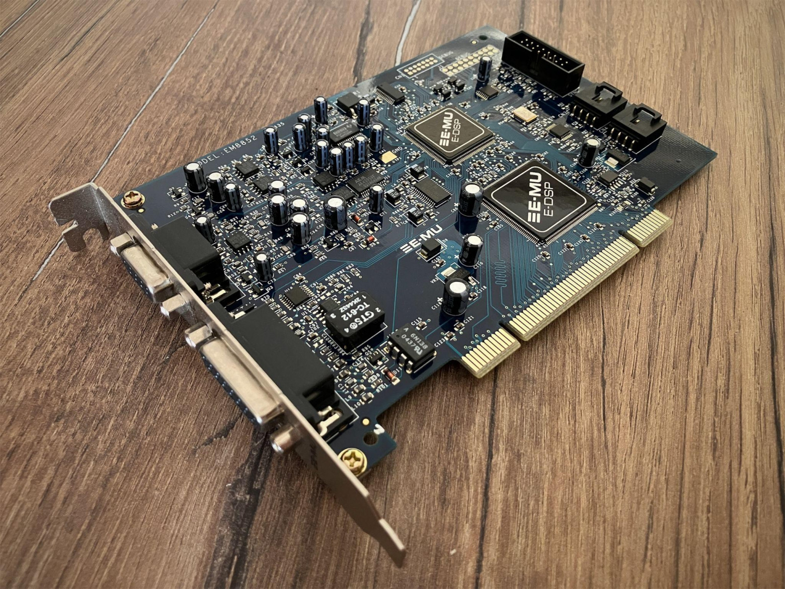 Герой рассказа, Creative E-MU 0404