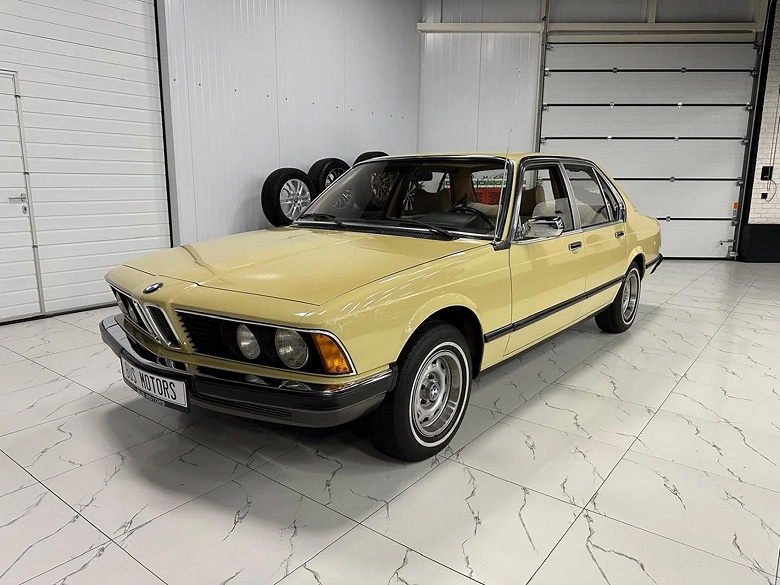 В баке ещё плещется немецкий бензин. В России продают &laquo;акулу&raquo; BMW 730 1977 года выпуска, привезённую из Германии