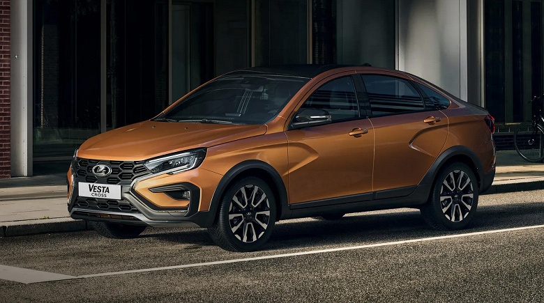 У владельцев топовых Lada Vesta есть 45 секунд, чтобы завести машину. Люди недовольны, АвтоВАЗ извиняется и ищет решение