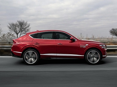 Genesis GV80 Coupe за 8 месяцев подешевел в России на 1,3 млн рублей. Кроссовер премиум-бренда Hyundai оснащен 2,5-литровым мотором и полным приводом