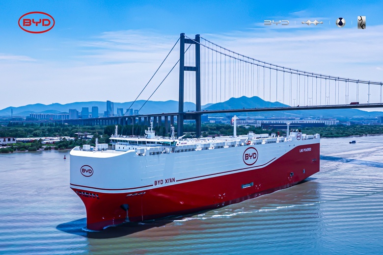 9200 машин за один рейс. BYD получила пятый ролкер, на котором китайские машины поплывут в разные страны