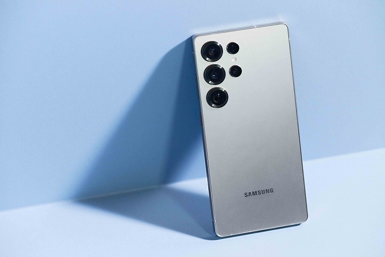 От 0 до 90% &mdash; за полчаса. Названа скорость зарядки Samsung Galaxy S26 Ultra