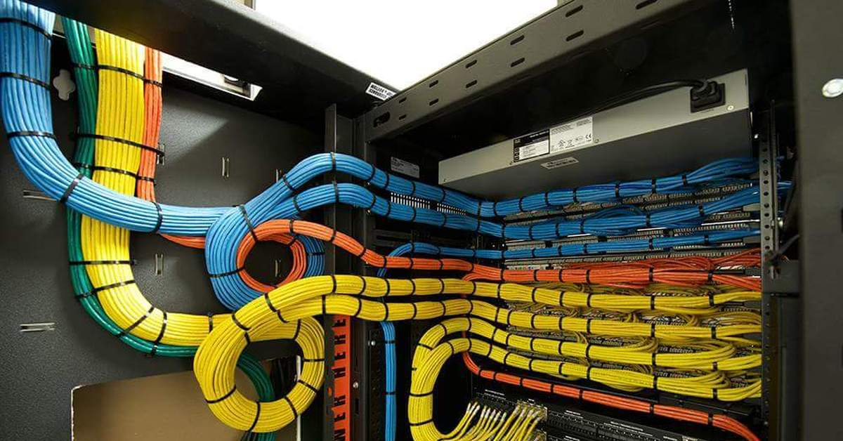 Пример хорошей системы проводов