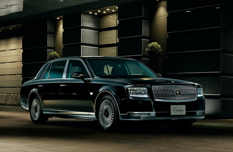 Toyota всерьез замахнулась на Rolls-Royce. Компания создаёт новый бренд Century &mdash; роскошнее, чем Lexus