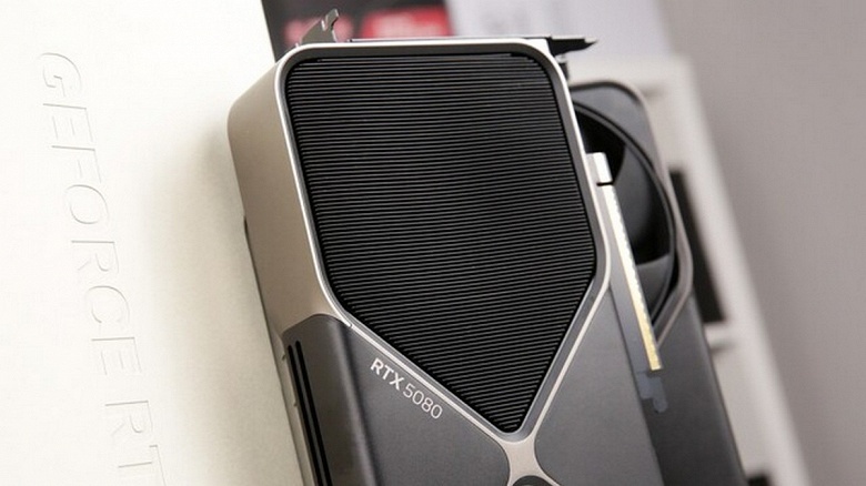 Все GeForce RTX 5090 FE раскупили за 7 минут, а RTX 5080 FE продержалась 19 минут. Nvidia впервые за полтора месяца пополнила запасы таких адаптеров в Европе