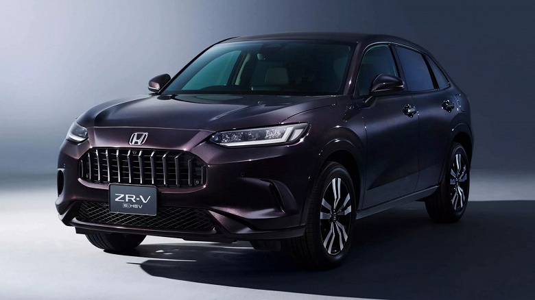 Представлен кроссовер Honda ZR-V 2026. У машины больше нет бензинового мотора, теперь ZR-V исключительно гибрид