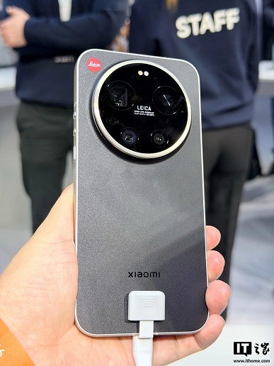 Топовый камерофон Xiaomi Leica Leitzphone показали вживую со всех сторон сразу после анонса