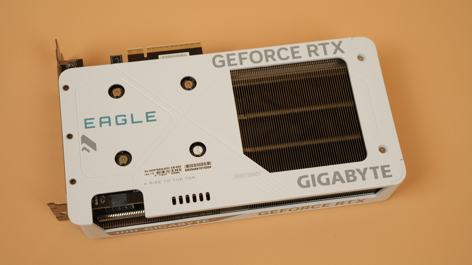 Обзор видеокарты Gigabyte GeForce RTX 5060 Ti EAGLE OC ICE 8G - 10 Обзор видеокарты Gigabyte GeForce RTX 5060 Ti EAGLE OC ICE 8G - 10