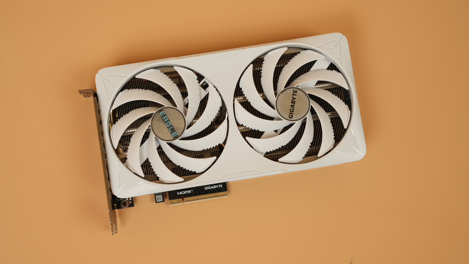 Обзор видеокарты Gigabyte GeForce RTX 5060 Ti EAGLE OC ICE 8G - 7 Обзор видеокарты Gigabyte GeForce RTX 5060 Ti EAGLE OC ICE 8G - 7