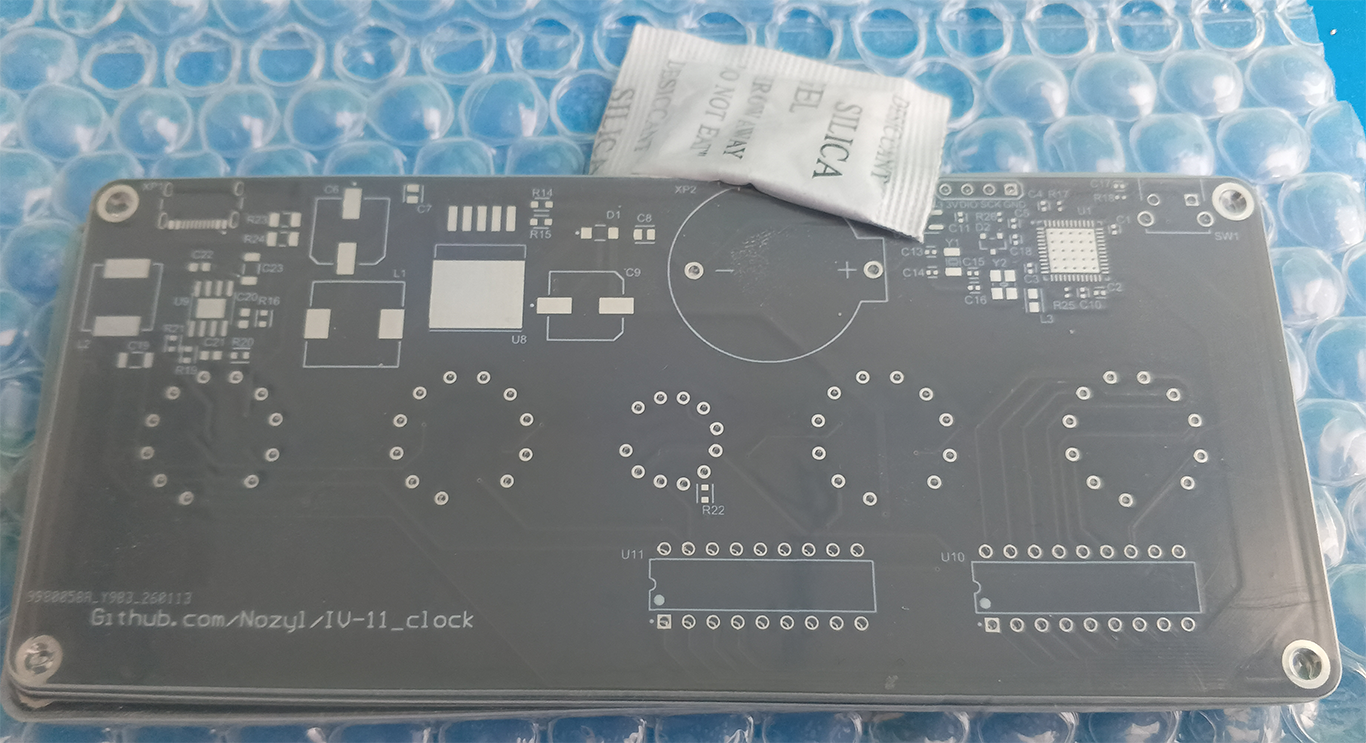 Шелкография может не совпадать с финальной версией