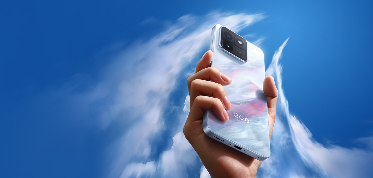144 Гц, 200-мегапиксельная камера, Dimensity 9500, IP68 IP69 и огромный аккумулятор на 8000 мА•ч — раскрыты все характеристики iQOO 15T - 1