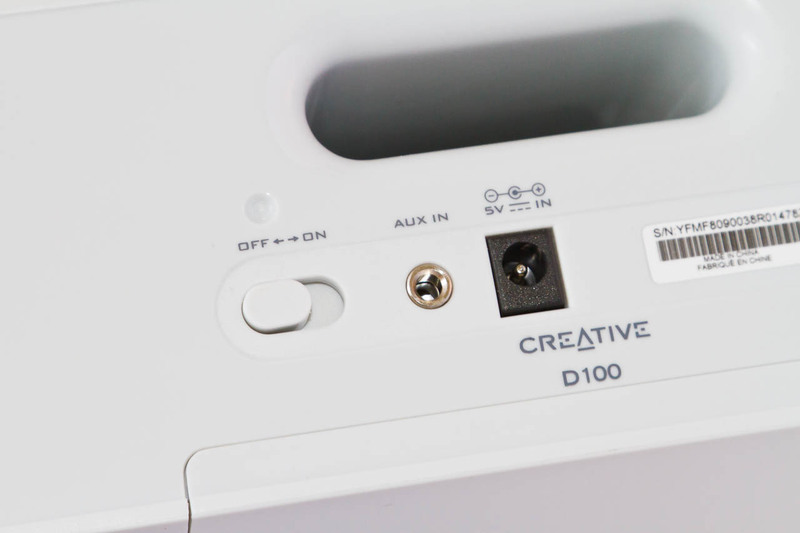 Creative D100 — мобильная акустическая система