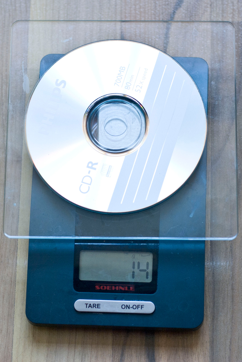 DIY: гантели как способ хранения DVD дисков