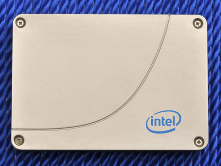Представлены твердотельные накопители Intel SSD 520 с интерфейсом SATA 6 Гбит/с